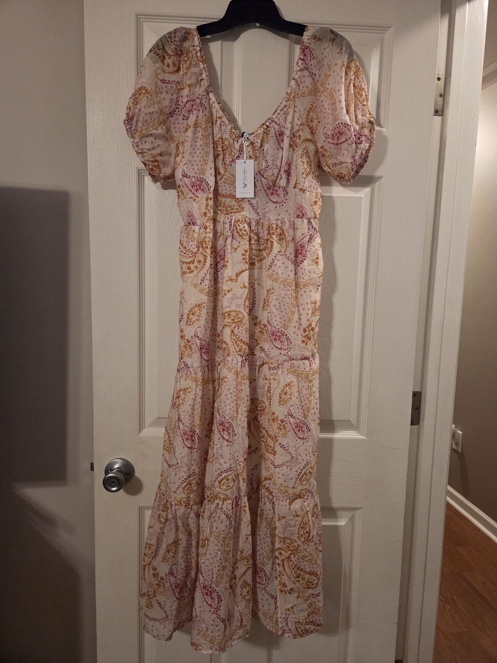 Jessica Simpson White Maxi Dress with Pink and Gold Paisley Print